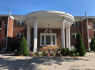517 E Lancaster Ave #93022D722, Wayne, PA 19087