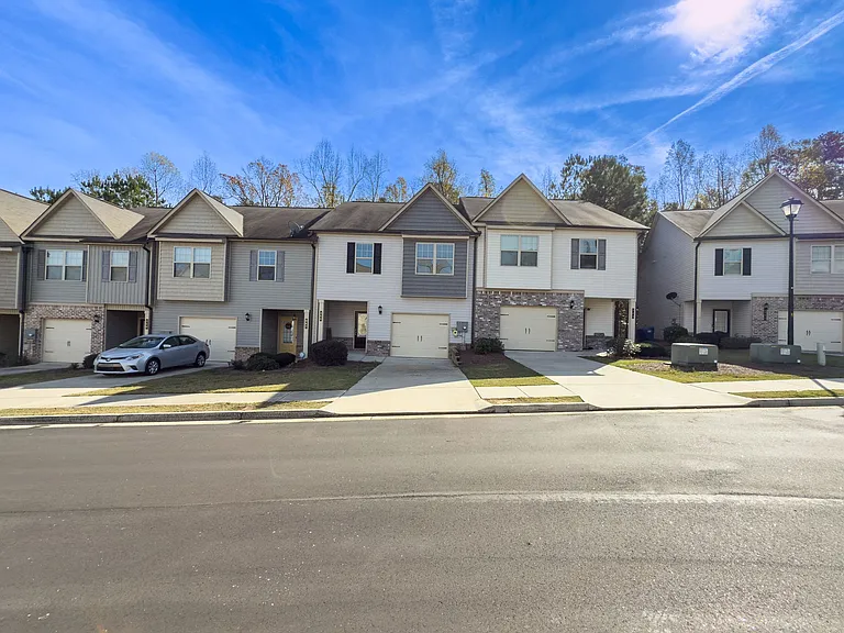 Turtle Creek Dr — Photo 35