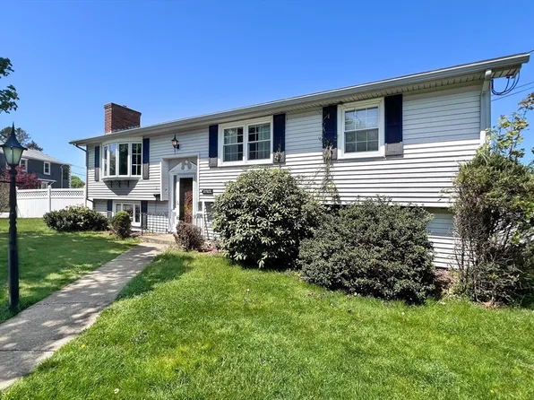 21 Ancona Rd, Worcester, MA 01604