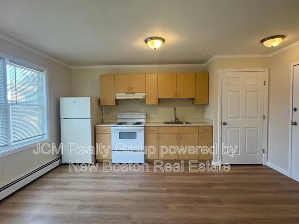 111 Main St #8R, Peabody, MA 01960