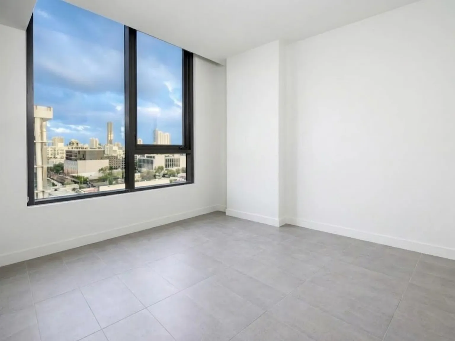 1 bed, 646 sqft, $2,500 — Photo 3