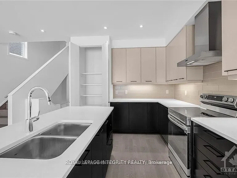 254 Shuttleworth Dr — Photo 10