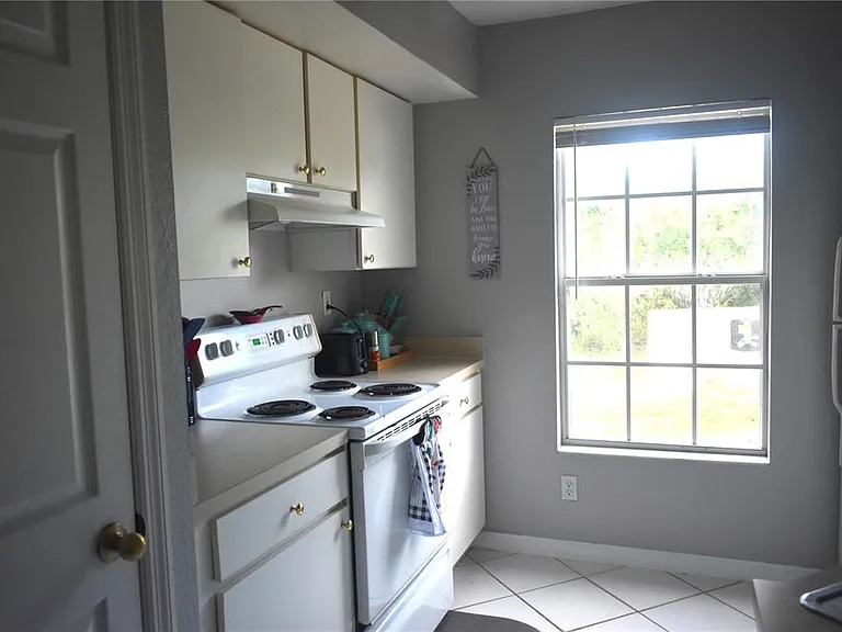 9078 Lake Chase Island Way — Photo 13