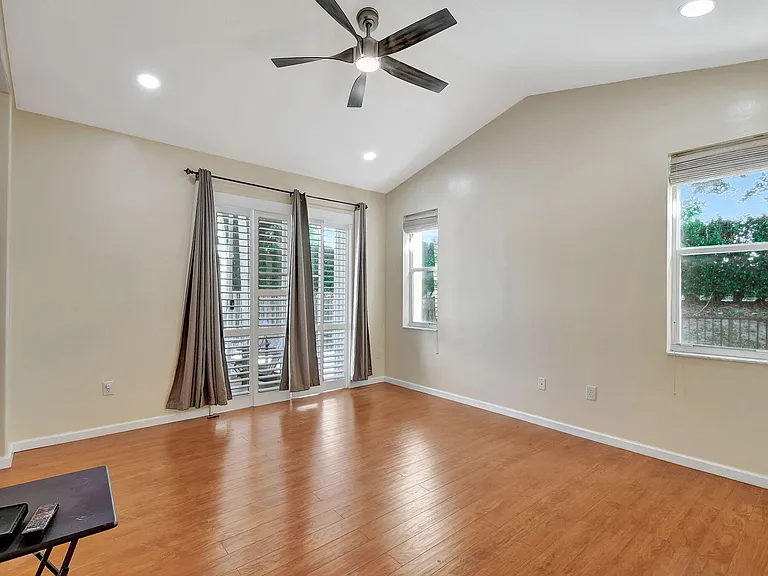 6172 Oak Bluff Way — Photo 5