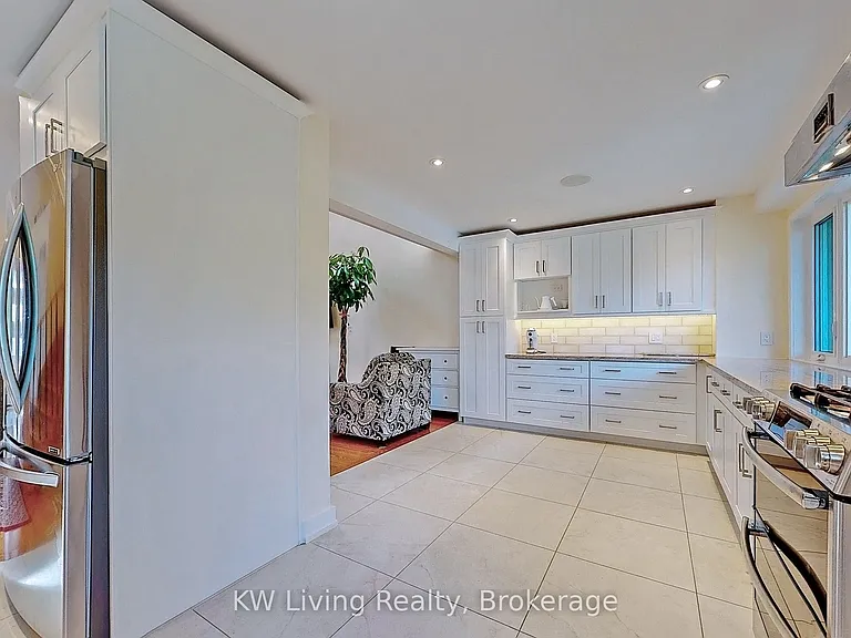 1280 Watersedge Rd — Photo 9