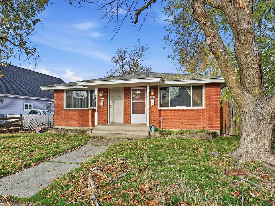 1st image of 1315 E Bridgeport Ave #1317