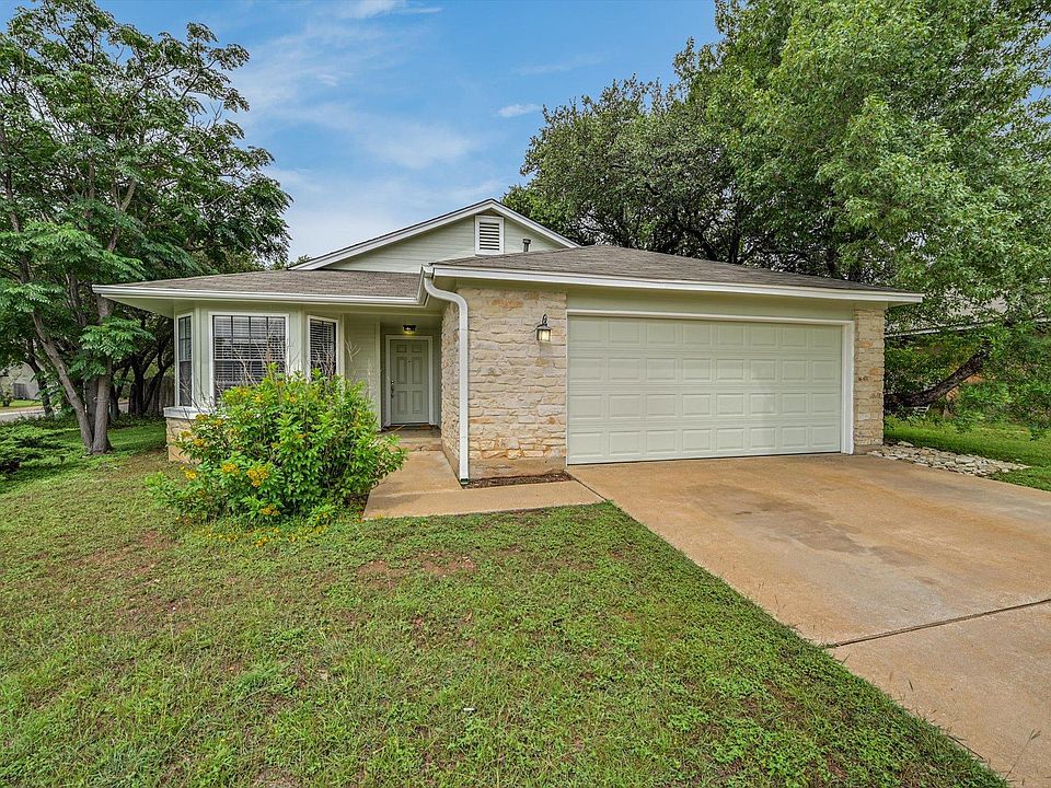 1st image of 805 Live Oak Dr