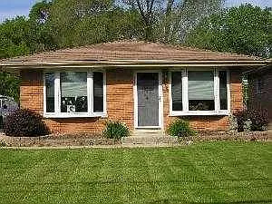 15724 Leclaire Ave photo 1