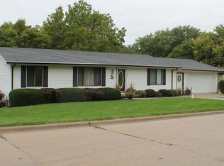 1301 West St, Corning, IA 50841