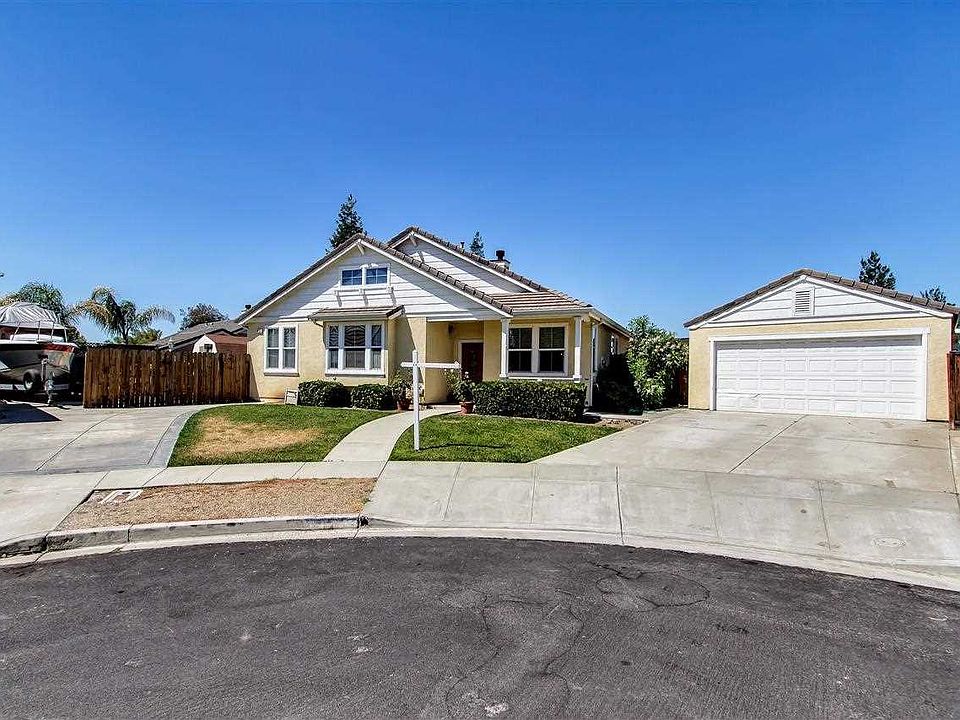 1st image of 6135 Altamar Ct