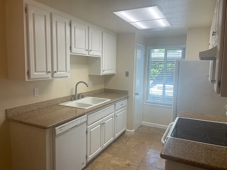 1313 Floyd Ave #156 — Photo 9