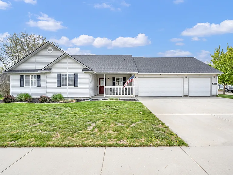 10563 W Stonecrop Dr — Photo 5