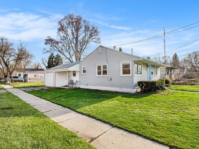 3001 Montana Ave, Flint, MI, 48506