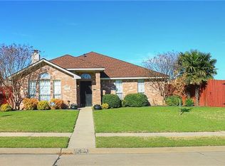 1129 Weaver St, Cedar Hill, TX 75104