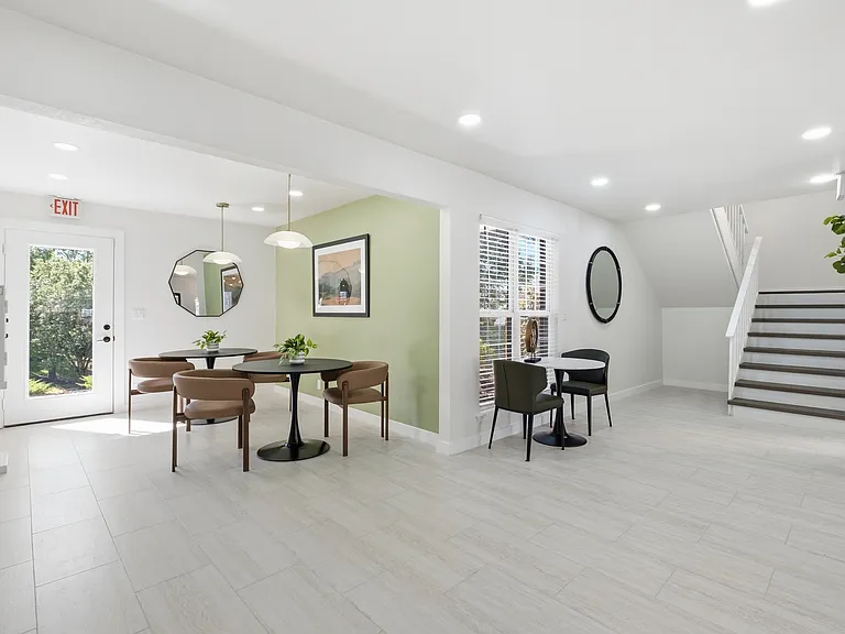 The Landry — Photo 12