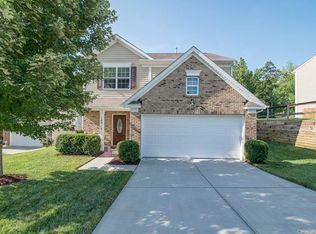 12915 Rothe House Rd, Charlotte, NC 28273