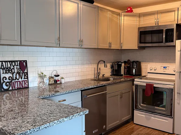 900 Mountain Creek Rd APT 468, Chattanooga, TN 37405