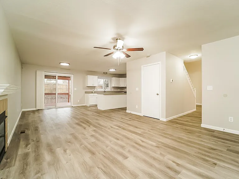 19830 E Hamilton Pl — Photo 10