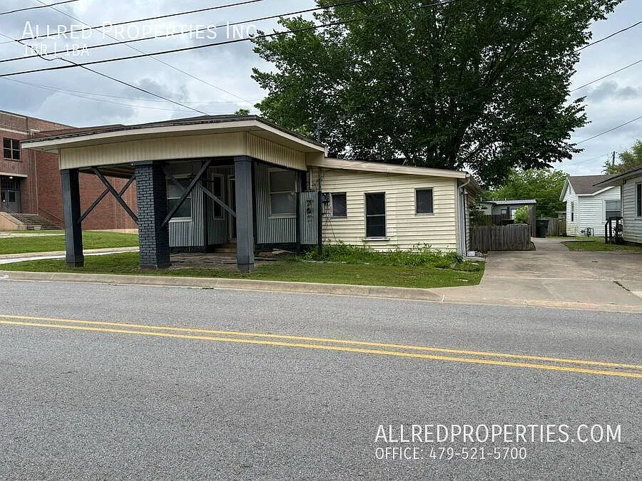 700 S College Ave #2