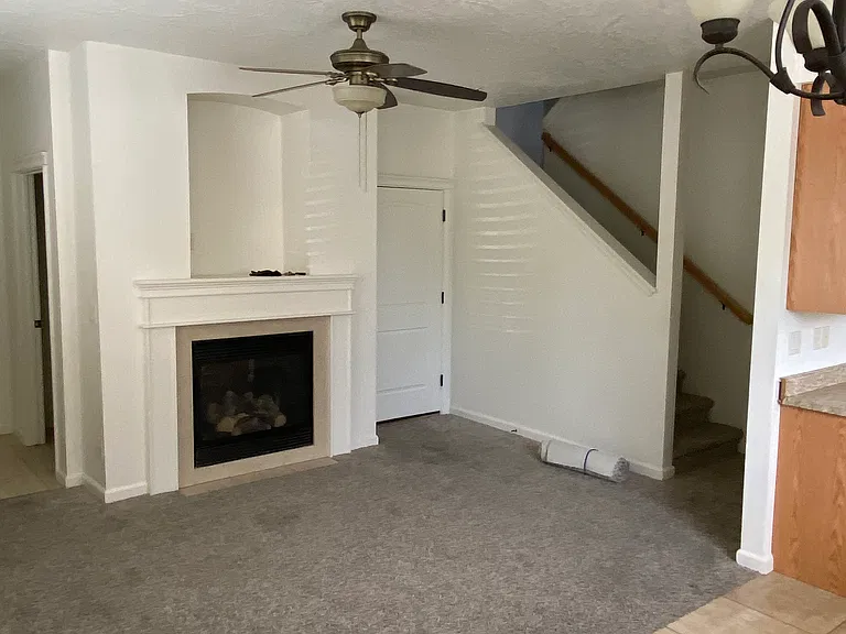 611 W Pine Ave #611 — Photo 5