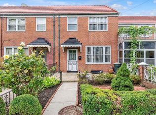 15310 Booth Memorial Ave, Flushing, NY 11355