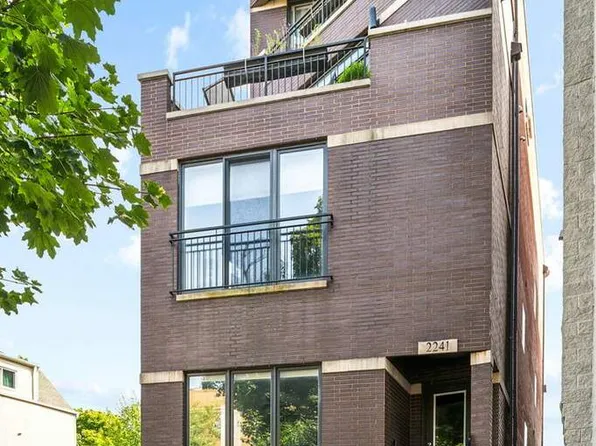 2241 W Roscoe St #1, Chicago, IL 60618