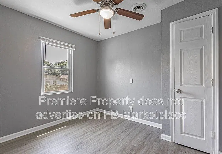 807 S Savage St — Photo 6