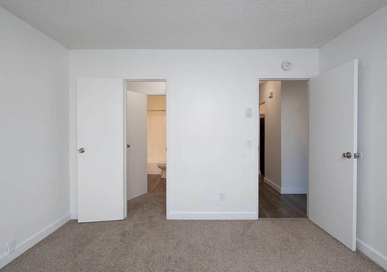Volterra Apartments — Photo 4