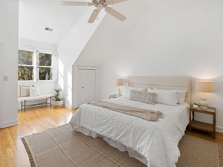 669 Palisades Dr — Photo 19