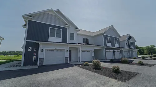 The Residence at Wemple Road Photo 1