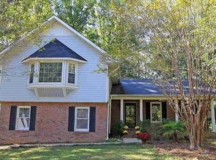 3024 Woodbridge Dr, Anniston, AL 36207