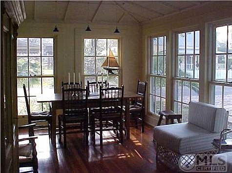 5th image of 111 Avenue D
