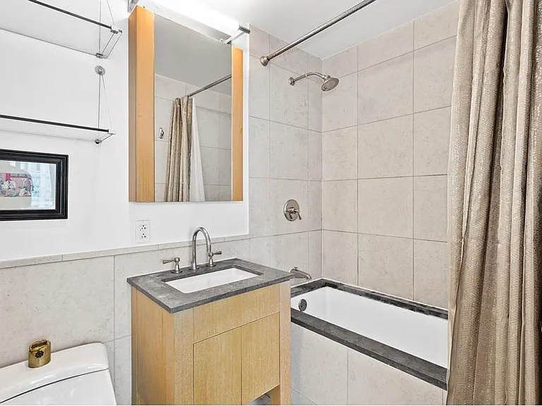 350 W 42nd St #23M — Photo 5