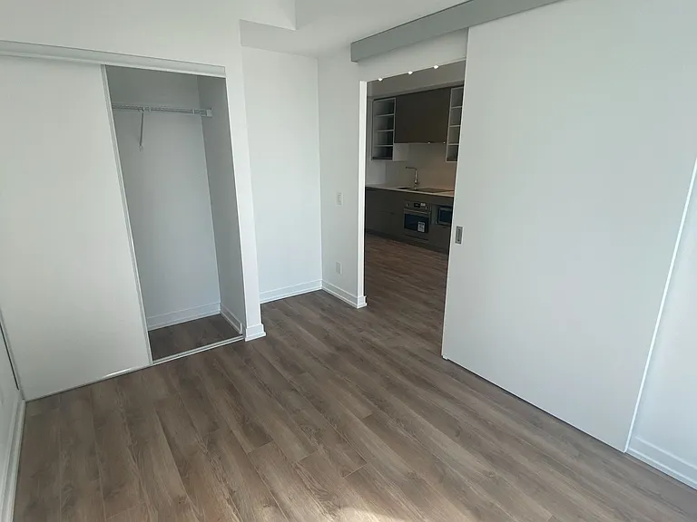 20 Edward St #1713 — Photo 14