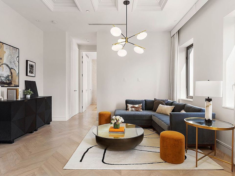 1st image of 305 E 61st St Unit Penthouse 4