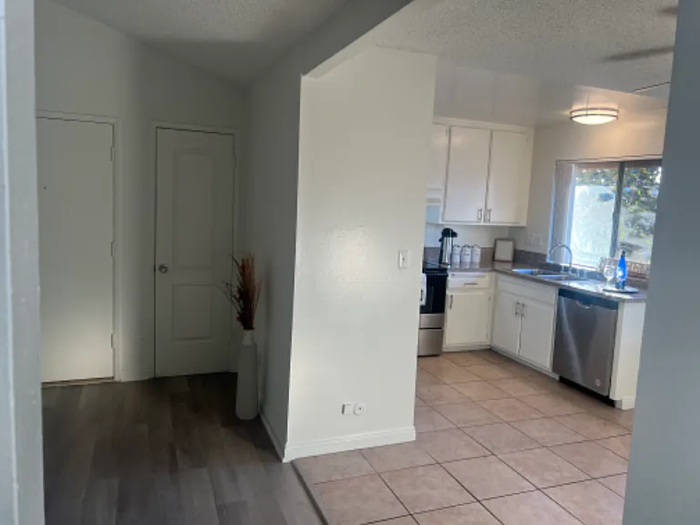 Woodside Garden Apartments — Photo 18