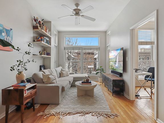5th image of 1337 N Bell Ave
