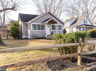 207 Poplar Ave, Edgewater, MD 21037
