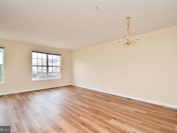 5th image of 9700 Woodyard Cir