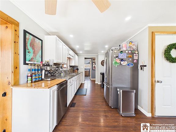 4th image of 2714 Oakes Rd