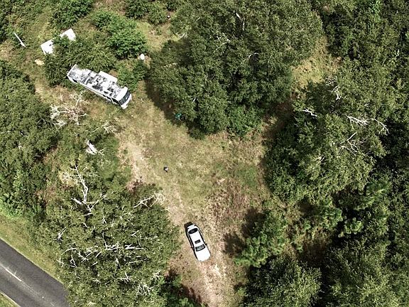2nd image of 978 Joiner Rd