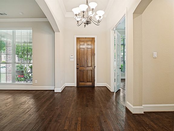 3rd image of 1005 Homer Johnson Ln