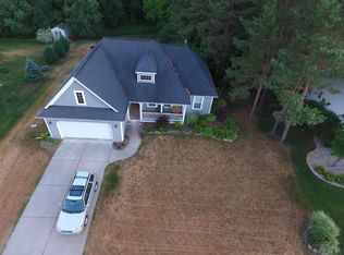 9177 Pine Walk Pass, Linden, MI 48451