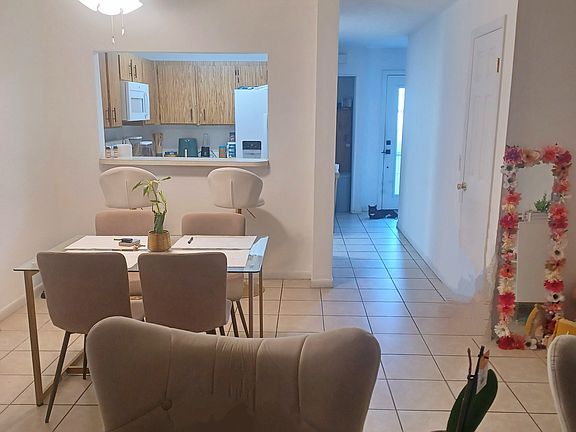 5th image of 2109 NE 38th Ave #2109