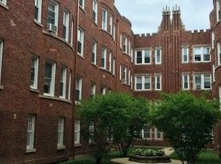 1261 W Argyle, Chicago, IL 60640