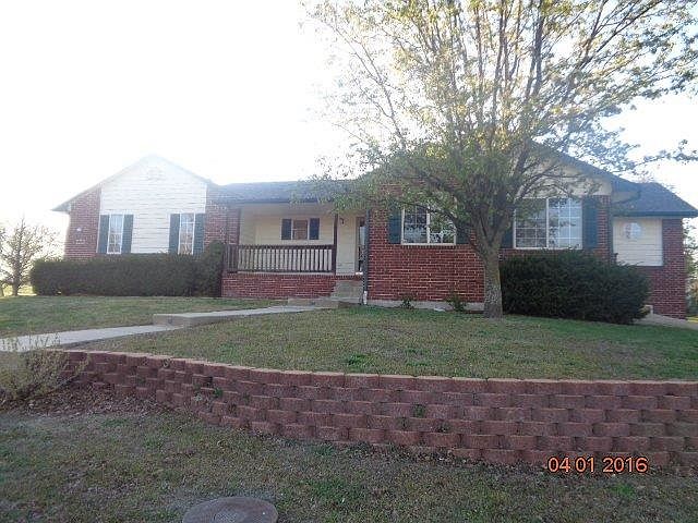1st image of 1724 E Lakeland Ct