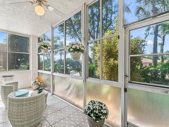 3rd image of 5016 Rose Hill Drive #2101