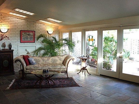 Solarium