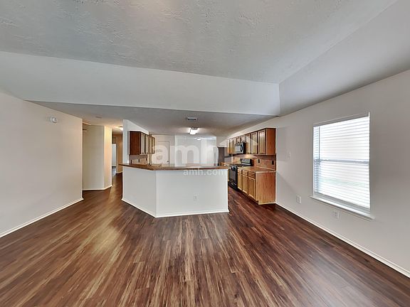 5th image of 18206 Afton Hollow Ln