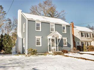 149 Penn Dr, West Hartford, CT 06119